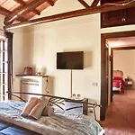ヴィラ Umbria Luxury Pool&olivetrees Penna in Teverina