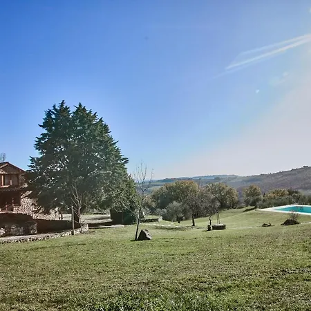 Umbria Luxury Pool&olivetrees Penna in Teverina