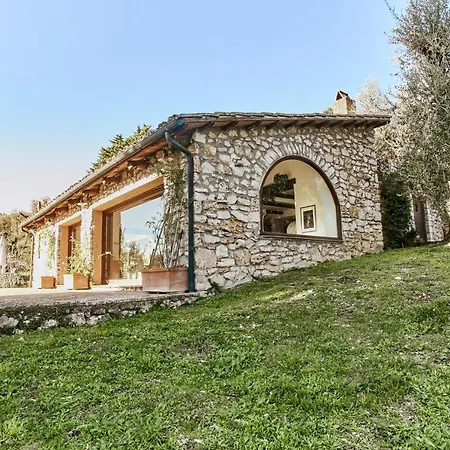 Umbria Luxury Pool&olivetrees Penna in Teverina