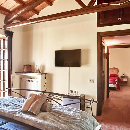 Villa Umbria Luxury Pool&olivetrees Penna in Teverina